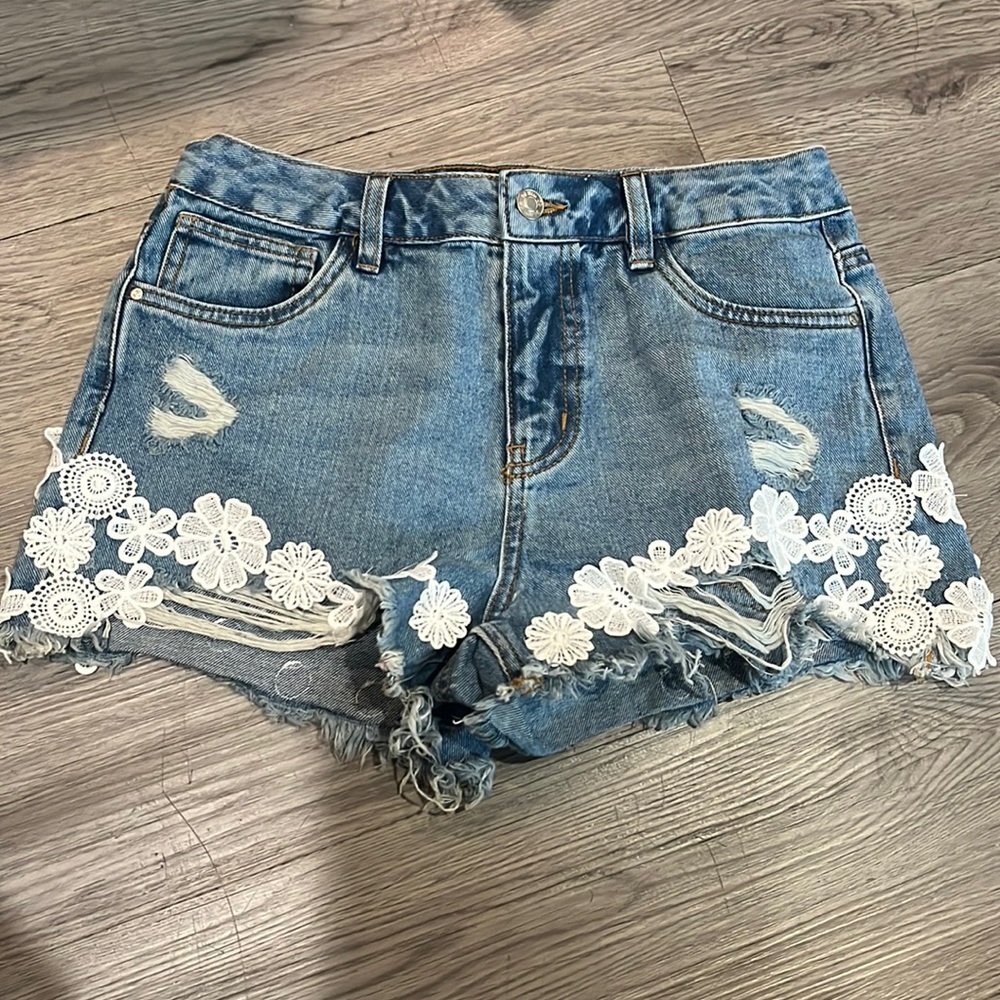 Denim shorts with flowers size 6 new!!